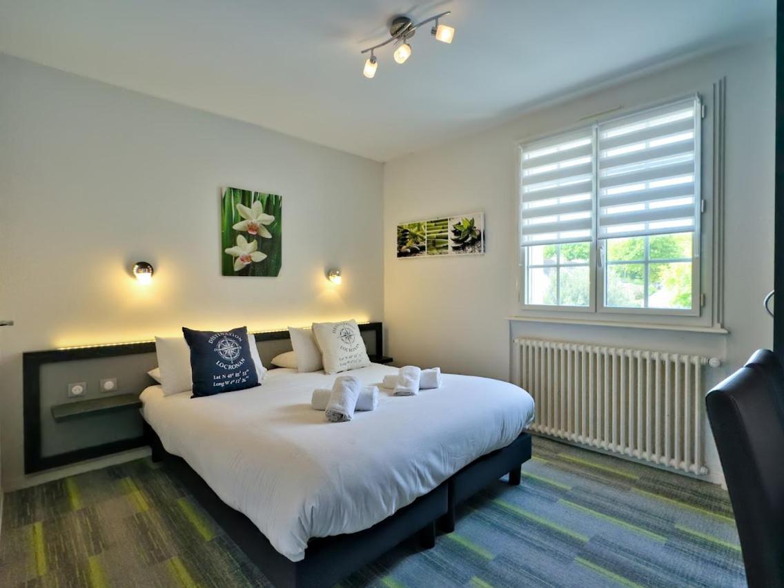 Logis Le Prieure Hotel โลโครน็อง ภายนอก รูปภาพ