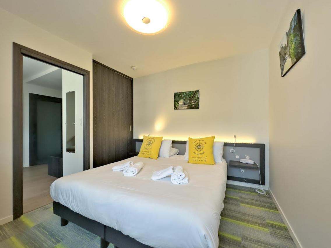 Logis Le Prieure Hotel โลโครน็อง ภายนอก รูปภาพ